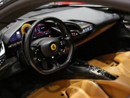 
										FERRARI SF90 4.0 V8 TURBO PHEV STRADALE F1-DCT cheio									