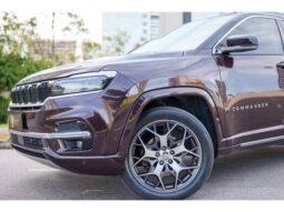 
										JEEP COMMANDER 2.0 TD380 TURBO DIESEL OVERLAND AT9 cheio									