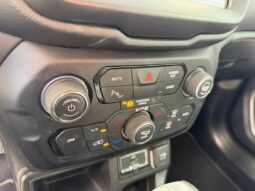 
										JEEP RENEGADE 1.8 16V FLEX LONGITUDE 4P AUTOMÁTICO cheio									