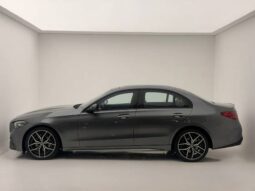 
										MERCEDES-BENZ C 300 2.0 EQ BOOST HÍBRIDO AMG LINE 9G-TRONIC cheio									