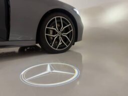 
										MERCEDES-BENZ C 300 2.0 EQ BOOST HÍBRIDO AMG LINE 9G-TRONIC cheio									