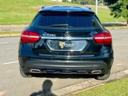 
										MERCEDES-BENZ GLA 250 2.0 CGI GASOLINA SPORT 7G-DCT cheio									