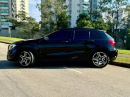 
										MERCEDES-BENZ GLA 250 2.0 CGI GASOLINA SPORT 7G-DCT cheio									