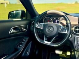 
										MERCEDES-BENZ GLA 250 2.0 CGI GASOLINA SPORT 7G-DCT cheio									