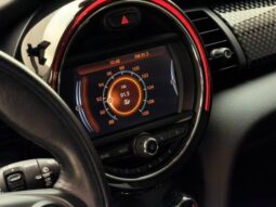 
										MINI COOPER 2.0 S EXCLUSIVE 16V TURBO GASOLINA 2P AUTOMÁTICO cheio									
