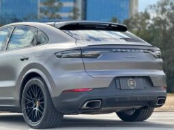 PORSCHE CAYENNE 3.0 V6 E-HYBRID COUPÉ AWD TIPTRONIC S