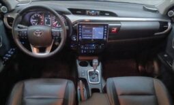 
										TOYOTA HILUX 2.8 D-4D TURBO DIESEL CD SRX 4X4 AUTOMÁTICO cheio									