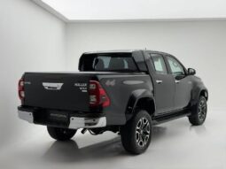 
										TOYOTA HILUX 2.8 D-4D TURBO DIESEL CD SRX PLUS 4X4 AUTOMÁTICO cheio									