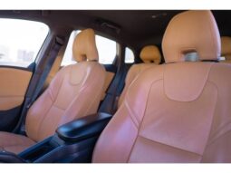 
										VOLVO V40 2.0 T4 KINETIC GASOLINA 4P AUTOMÁTICO cheio									