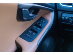 
										VOLVO V40 2.0 T4 KINETIC GASOLINA 4P AUTOMÁTICO cheio									