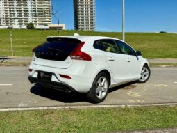 VOLVO V40 2.0 T4 KINETIC GASOLINA 4P AUTOMÁTICO