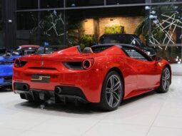 
										FERRARI 488 SPIDER 3.9 V8 TURBO GASOLINA F1-DCT cheio									