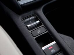 
										HONDA HR-V 1.5 DI I-VTEC TURBO FLEX TOURING CVT cheio									