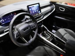 
										JEEP COMMANDER 1.3 T270 TURBO FLEX LONGITUDE AT6 cheio									
