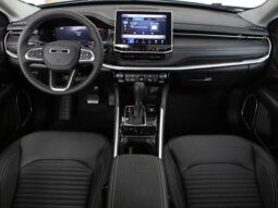 
										JEEP COMMANDER 1.3 T270 TURBO FLEX LONGITUDE AT6 cheio									