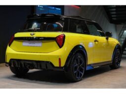 
										MINI COOPER 2.0 16V TWINPOWER GASOLINA JOHN COOPER WORKS 2P STEPTRONIC cheio									