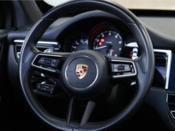 
										PORSCHE MACAN 2.0 TURBO GASOLINA PDK cheio									