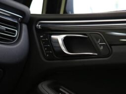 
										PORSCHE MACAN 2.0 TURBO GASOLINA PDK cheio									